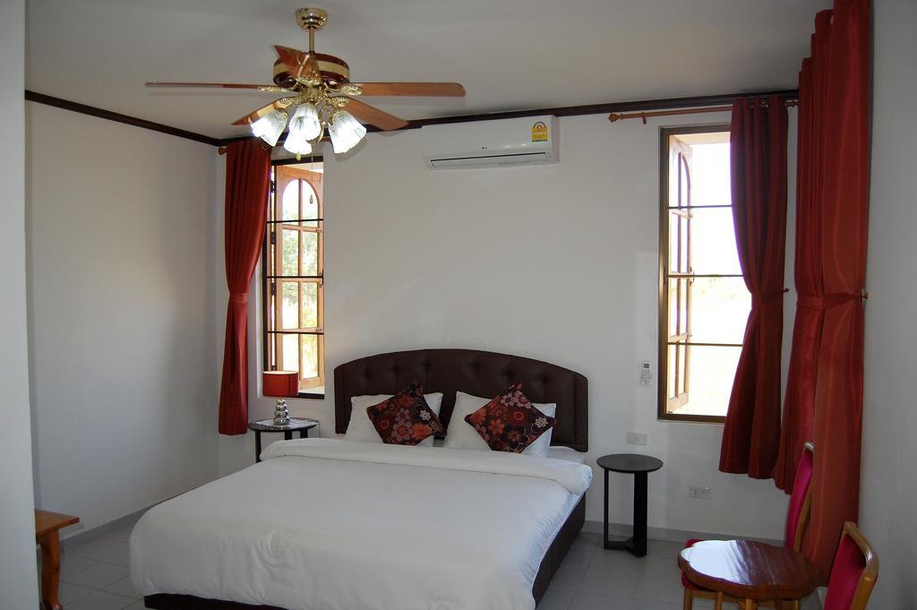 Changthai Comfort Guest House Udon Thani Zimmer foto